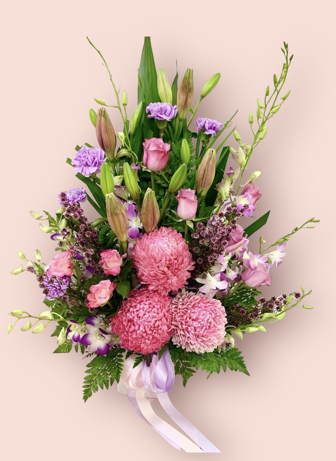 Premium Pink Arrangement with Premium Vase