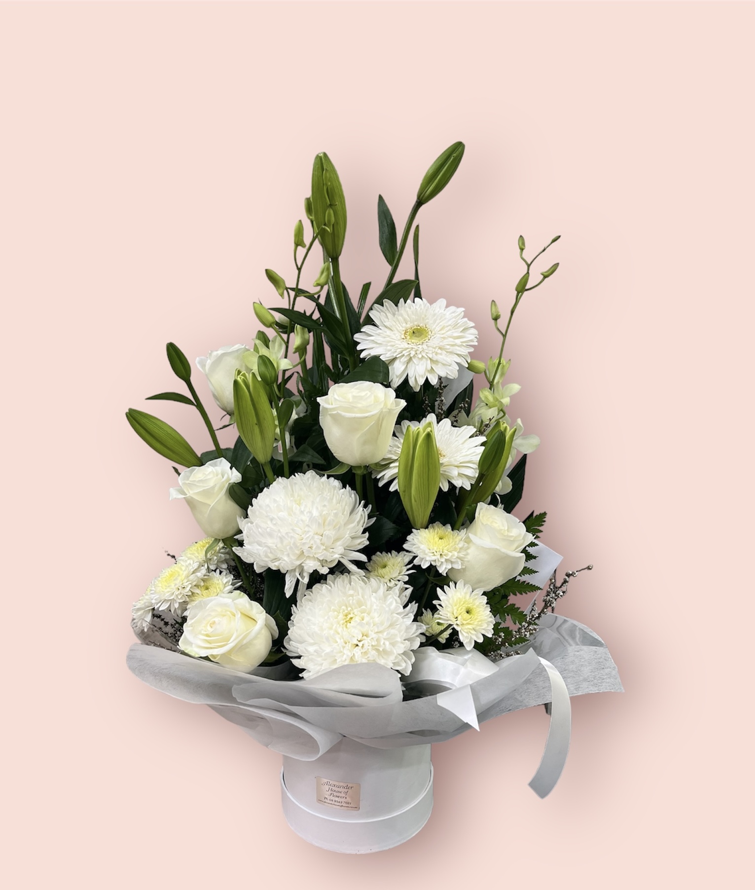White Premium Hat box of Arrangement